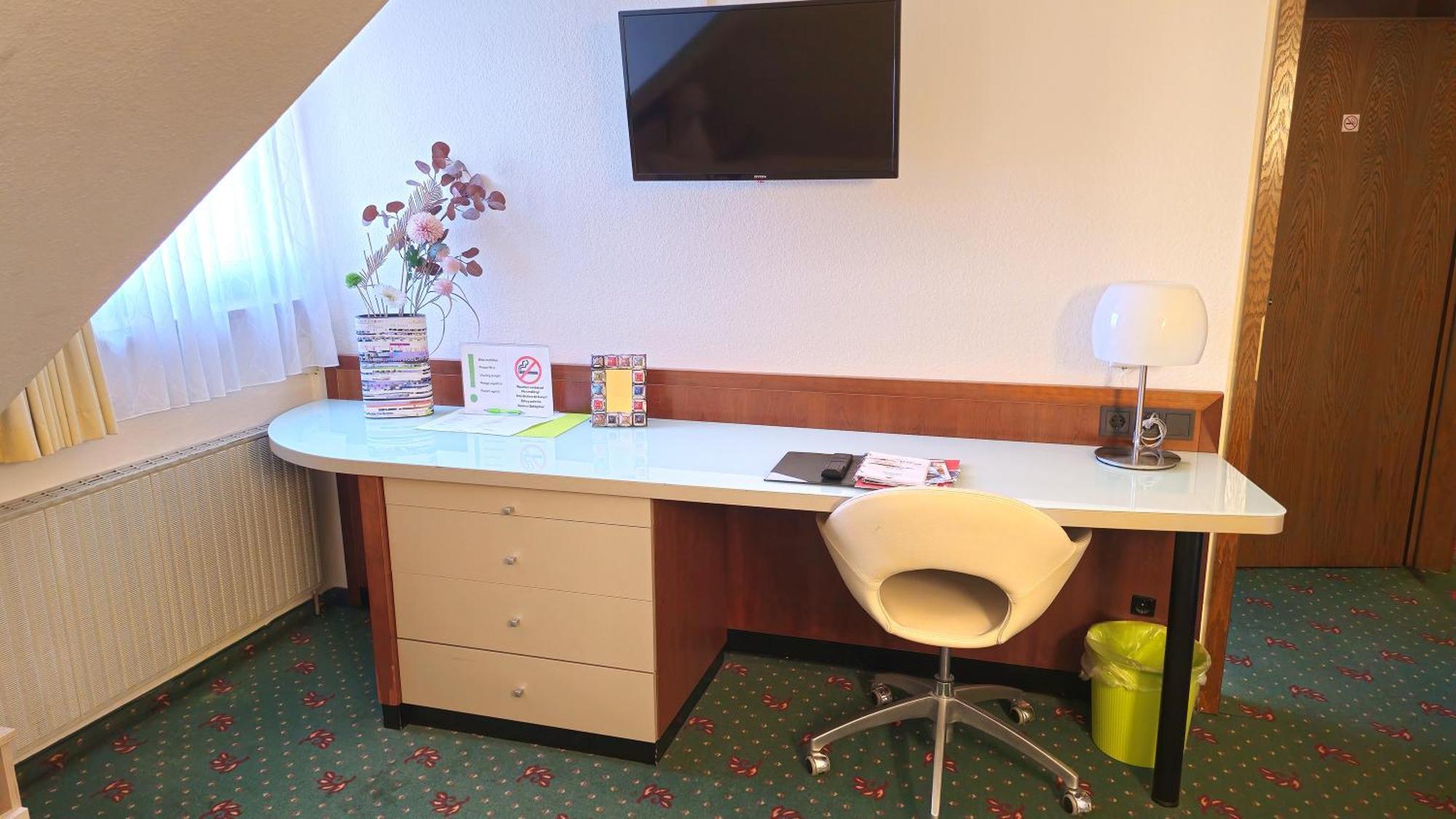 Hotel Avenue Altenfurt Nuremberg Luaran gambar